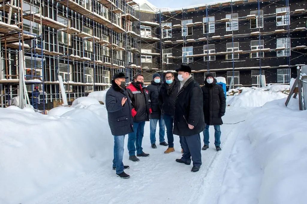 Глава Подольска Николай Пестов проинспектировал строительство детского сада