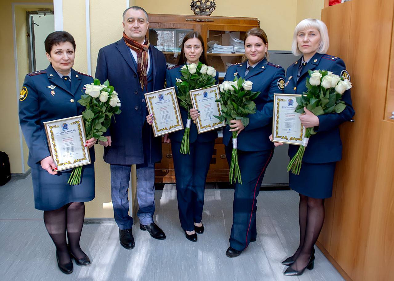 Работников уголовно-исполнительной системы наказаний наградили в Подольске