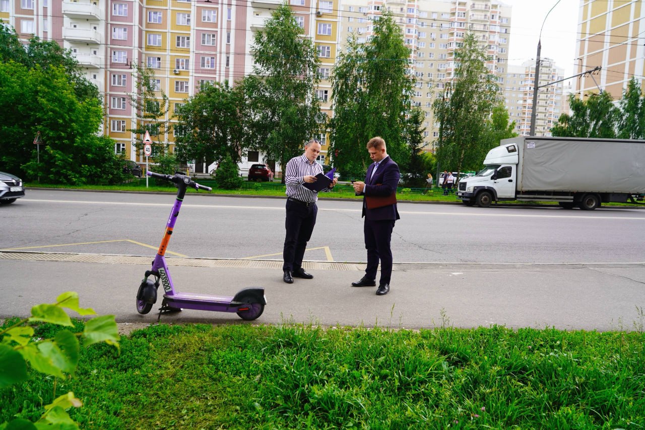Брошенные электросамокаты в Подольске эвакуируют на штрафстоянку Брошенные электросамокаты в Подольске эвакуируют на штрафстоянку