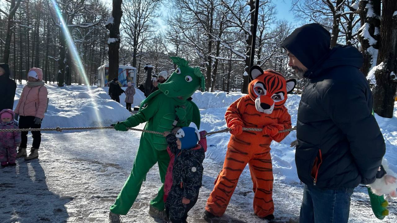 Детский праздник прошел в парке "Дубрава" 17 февраля