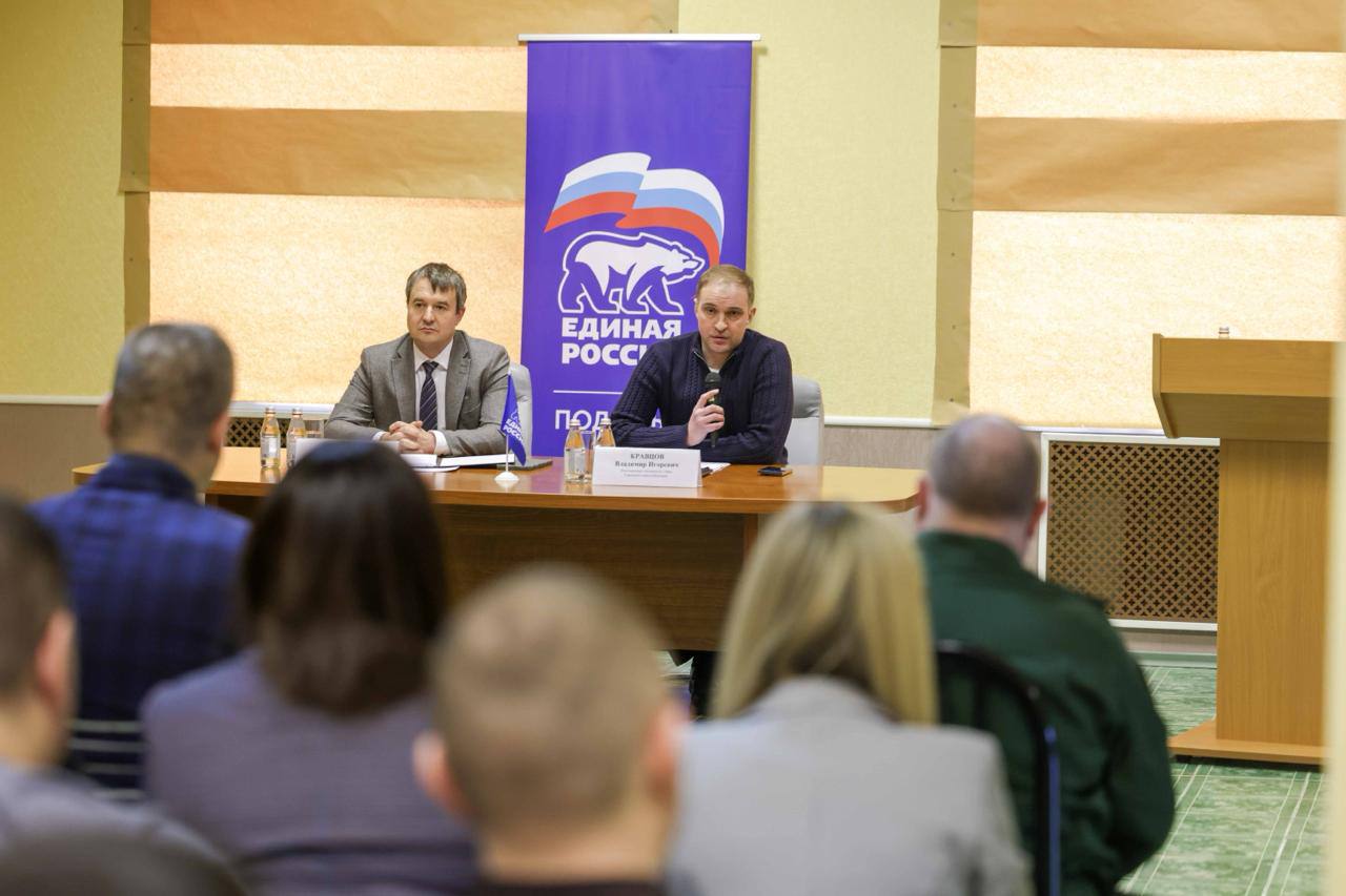 Выездная администрация Подольска ответила на вопросы работников КСПЗ