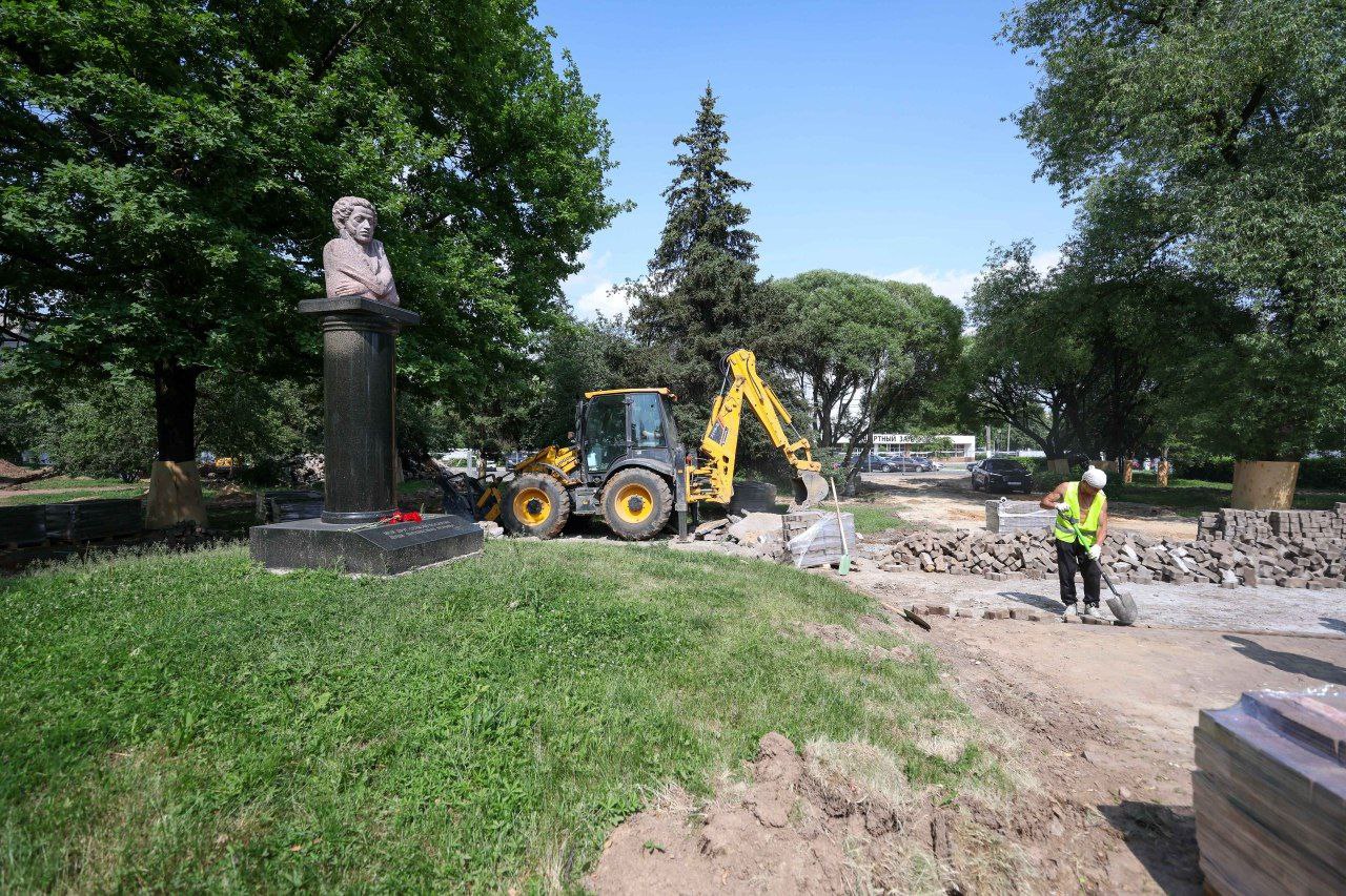 В Подольске благоустраивают сквер имени А. С. Пушкина В Подольске благоустраивают сквер имени А. С. Пушкина