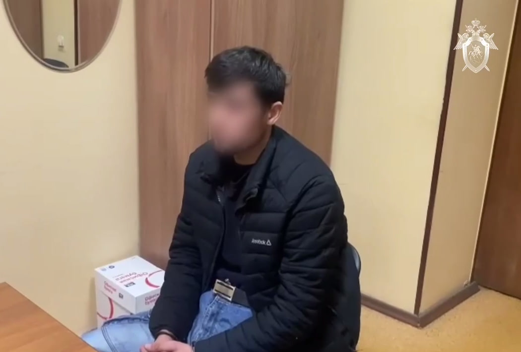 Задержан мужчина подозреваемый в убийстве. Задержали мужчину. Задержан мужчина подозреваемый в убийстве. Задержание в москве подозреваемого в убийстве на малой семёновской. Задержан мужчина подозреваемый в убийстве.