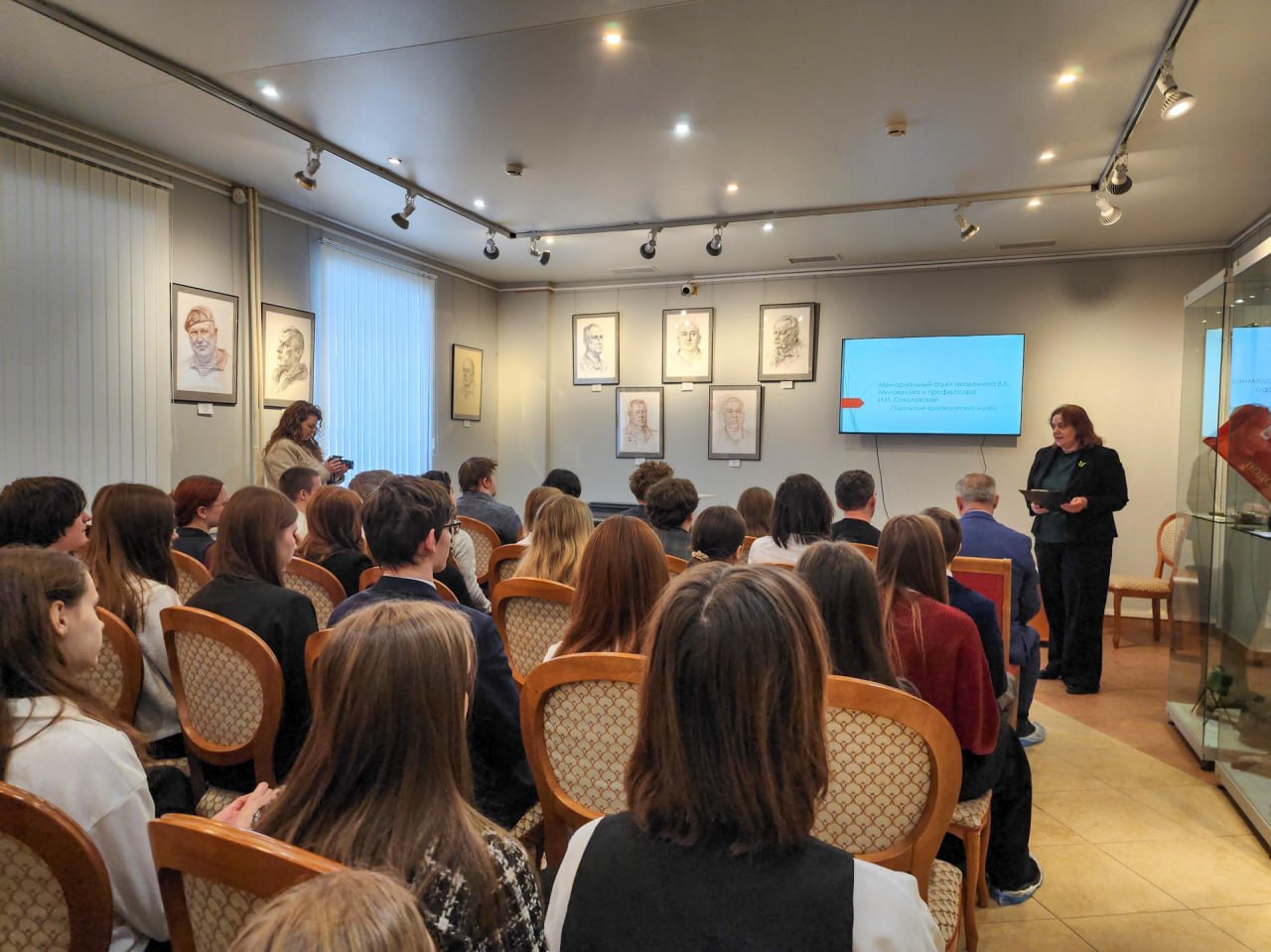 Круглый стол провели в Подольске для юных биологов