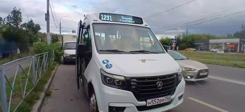 Два новых микроавтобуса работают на маршруте № 1231 Два новых микроавтобуса работают на маршруте № 1231