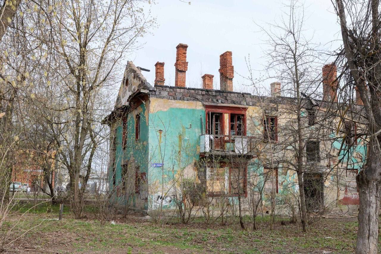 В Подольске продолжается снос заброшенных сооружений