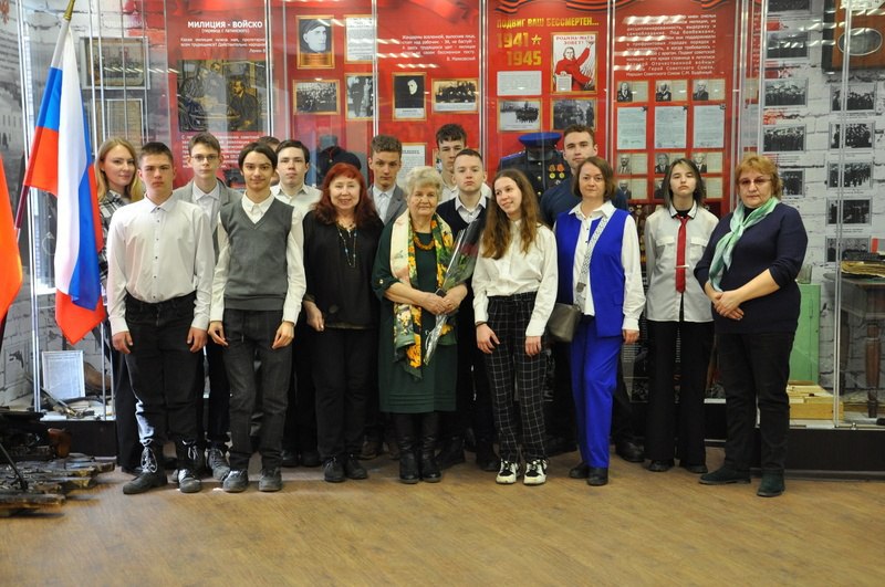 В Подольске провели для школьников экскурсию по музею истории УМВД