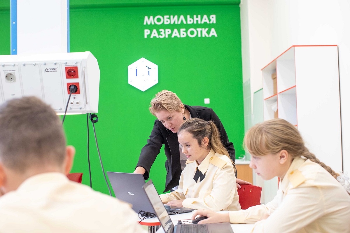 В инновационном корпусе гимназии имени Подольских курсантов открылся центр «IT-куб»