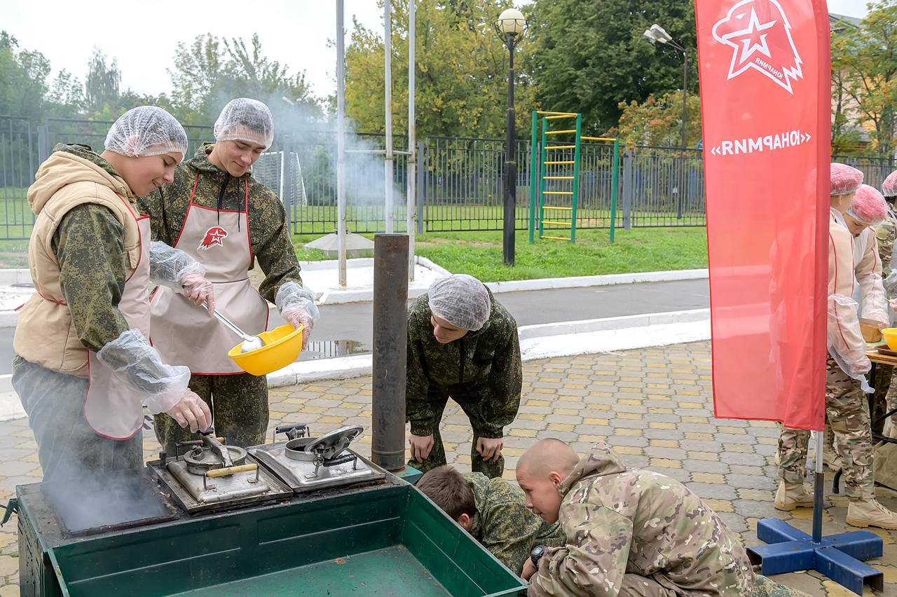 В Подольске прошел этап всеросийской военно-спортивной игры «Юнармейский привал»