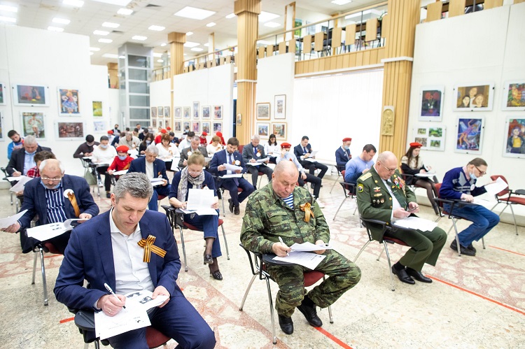 Более 850 подольчан приняли участие в акции «Диктант Победы»
