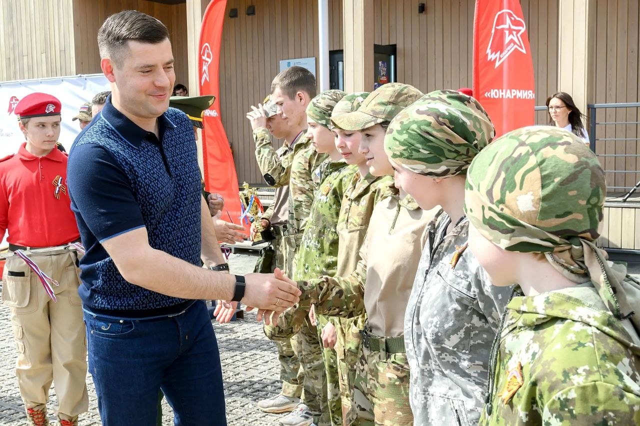 Подольская команда «Фортуна» победила в игре «Гонка героев. Юнармейский прорыв»