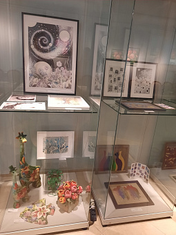 В Подольском краеведческом музее интересная выставка "Весеннее настроение"