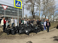 Первый апрельский субботник успешно прошел в Подольске в солнечный день