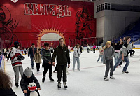 В Ледовом дворце «Витязь» в Подольске проходят массовые катания В Ледовом дворце «Витязь» в Подольске проходят массовые катания