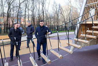 Глава Подольска проверил обновленный лесопарк "Березки"
