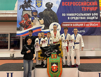 Подольский «Патриот» завоевал 13 наград на Всероссийских соревнованиях по универсальному бою в средствах защиты