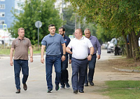 Глава Подольска прошел с проверкой по улицам Курской и Февральской