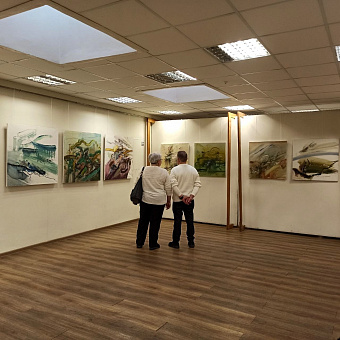 Персональная выставка Василия Ленивкина «SOLOжизни» проходит в Подольском выставочном зале